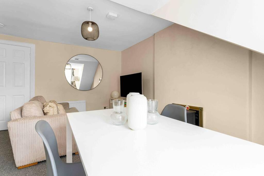 Stylish 1 Bedroom Apartment EDI Kültér fotó
